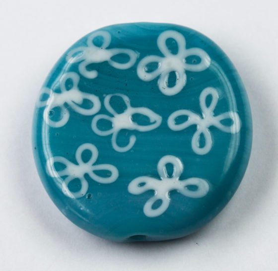 Flat glass beads with spiral flowers, 33 mm. Sold individually - Image 5