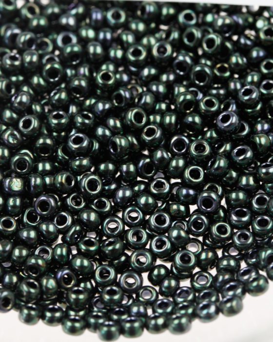 Toho seed bead size 11 metallic moss