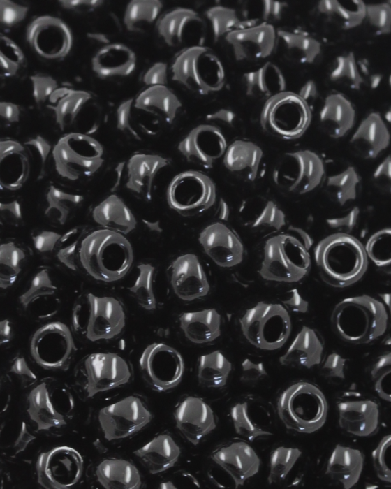 Toho seed beads size 6 Opaque Jet