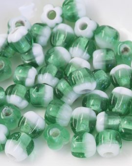 Handmade round creases glass beads 8-9mm white & green