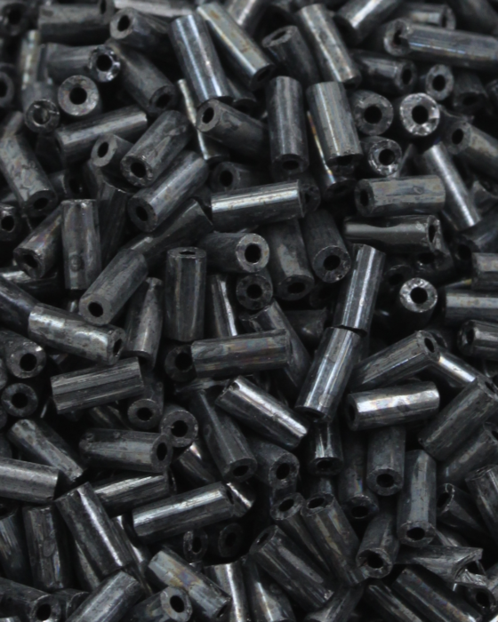 Bugle beads 4mm black
