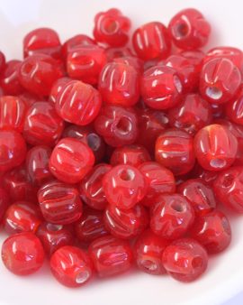 Handmade round creases glass beads 8-9mm Red