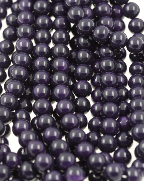Imitation glass pearls deep purple