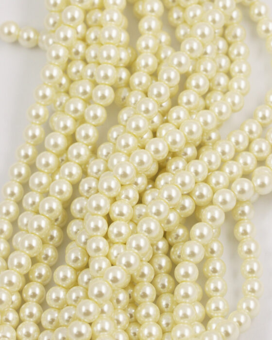 Imitation glass pearl 6mm Vanilla
