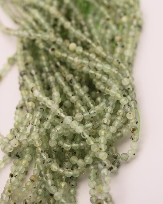 Prehnite faceted round beads 5mm