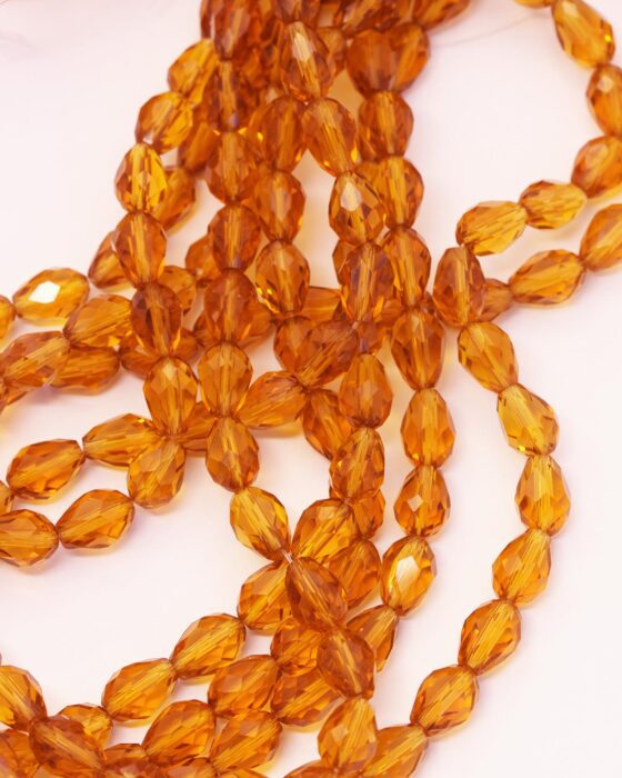 Glass teardrop beads Topaz