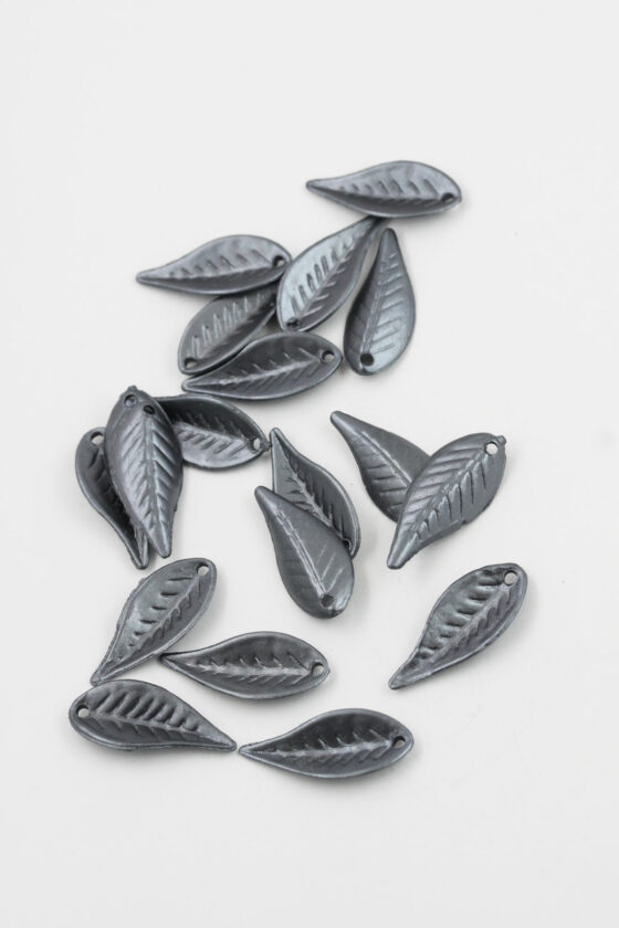 Plastic Leaf Shape 12x28mm, Metallic effect gunmetal