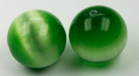 cat's eyes beads green