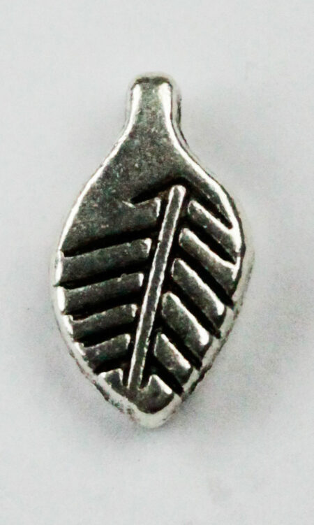 Leaf charm 9x5mm