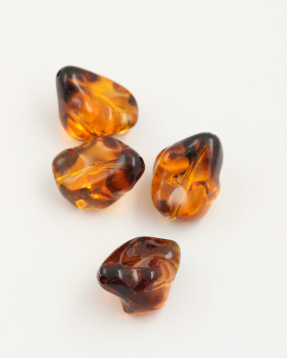 Resin Nugget 17x12mm Amber