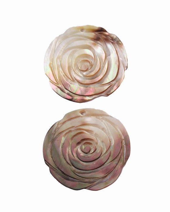 Mother of pearl rose pendant