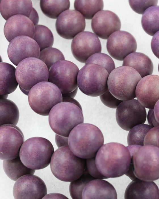 18mm wooden beads violet