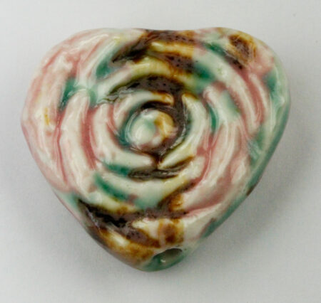 30 x 35 mm - Heart Shaped bead rose design