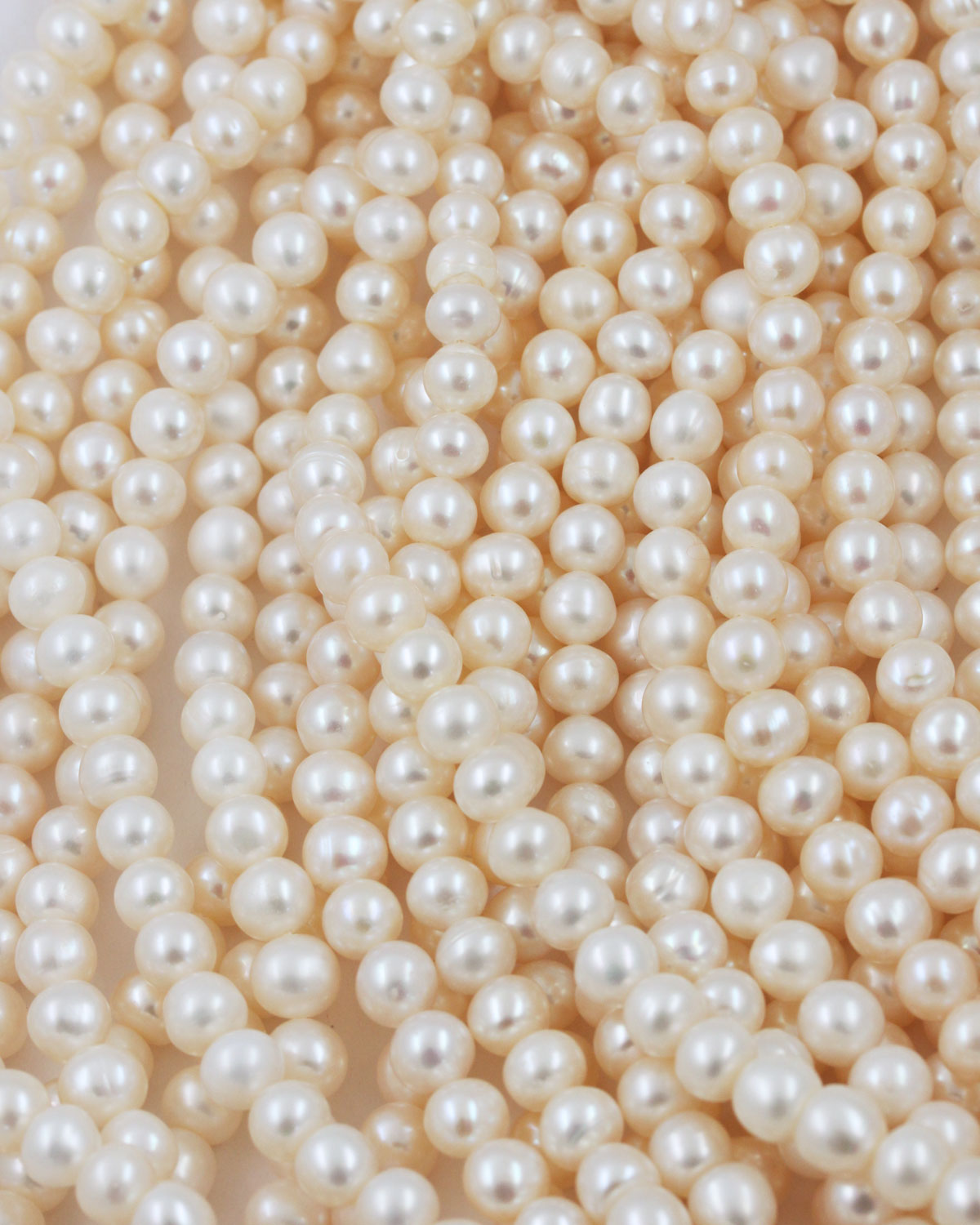 Fresh water pearls irregular round shape, 7-8 mm. Sold per strand ...