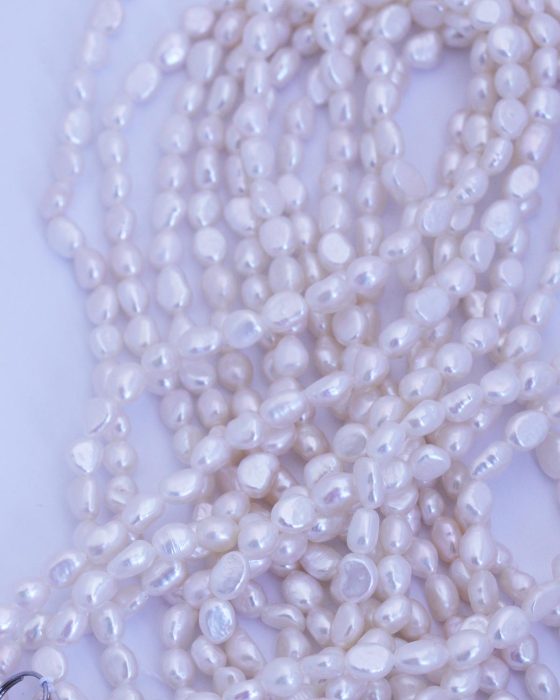 Freshwater pearls nuggets 5-6mm White
