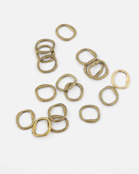 Metal ring 12 x 14mm antique brass
