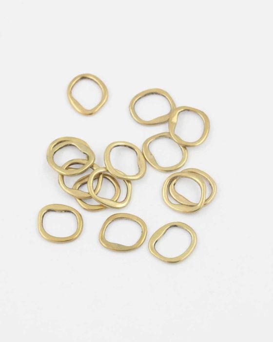 Metal ring 12 x 14mm antique gold
