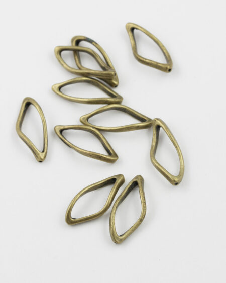 Oval twisted ring 12x28mm antique brass