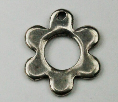 Flower pendant