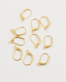 Lever back earrings 10 x 18 mm.  Gold
