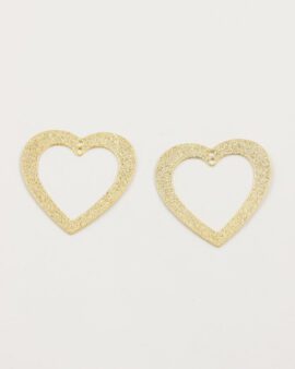 cut out heart sand dust gold