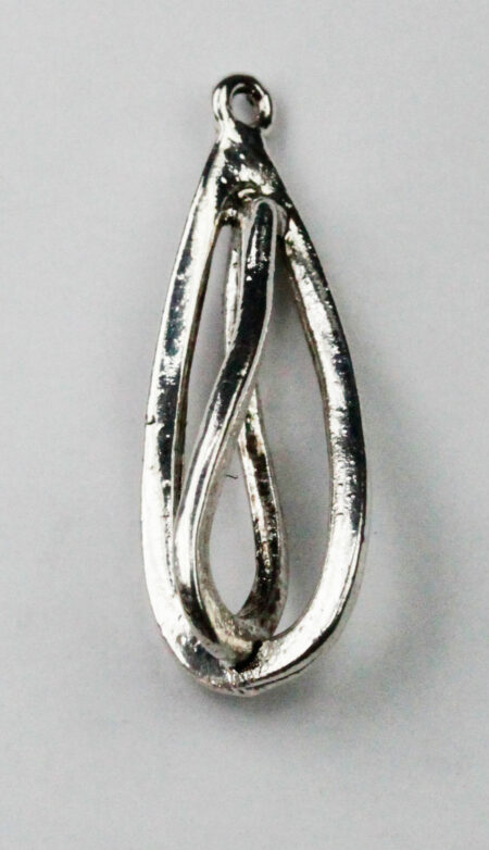 Twisted Metal Pendant - Sold per pack of 10 pieces