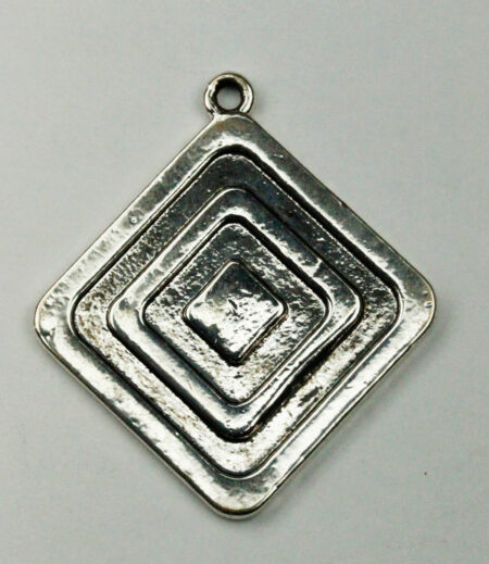 Flat Diamond relief pendant - Sold per pack of 4