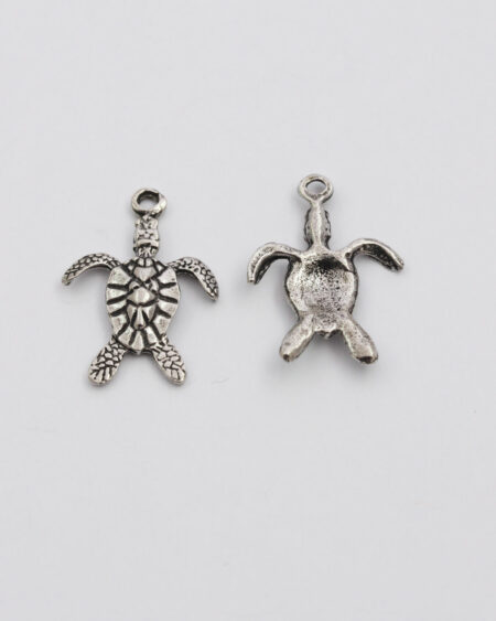 Flipper turtle charm